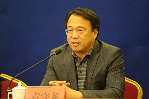 游泳集训冠军中国有多少人_中国游泳冠军集训_游泳冠军中国