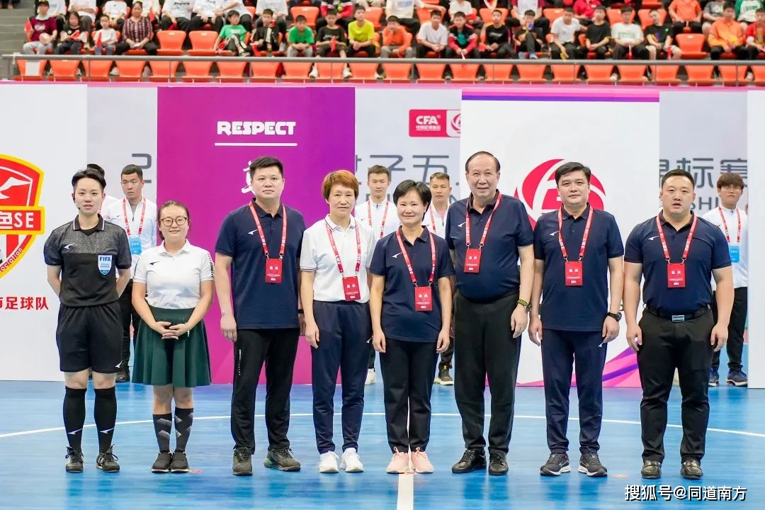 篮球比赛5人_广西五人制篮球比赛规则_篮球规则五人职能