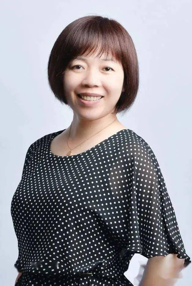 英子生活日记_生活趣事英语小短文带翻译_英子生活趣事